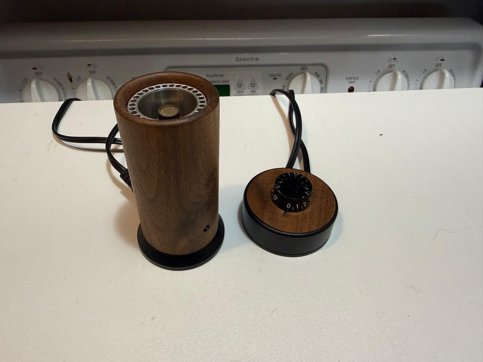 Epic Vape E-Nano kit (walnut wood) thumbnail